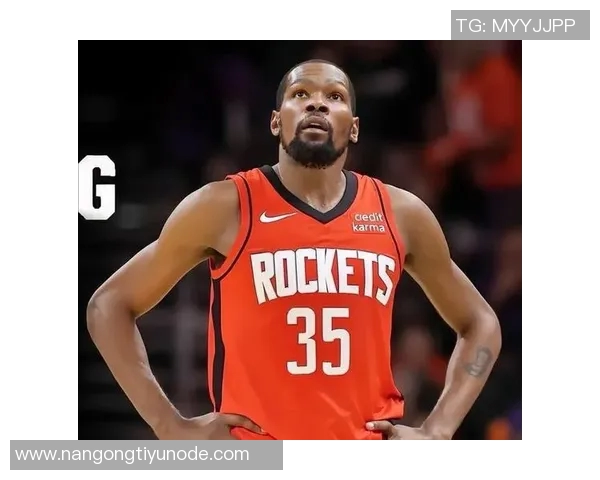 杜兰特谈末节表现强调团队合作与减压的重要性